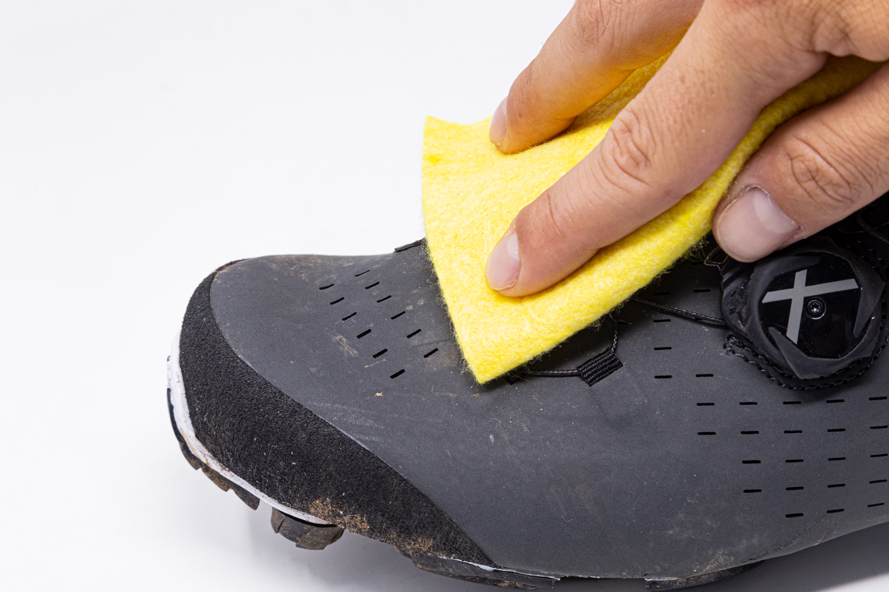 Como lavar correctamente tus zapatillas de ciclismo